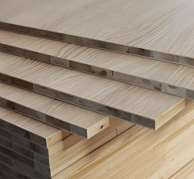 Стінні панелі з суцільної деревини